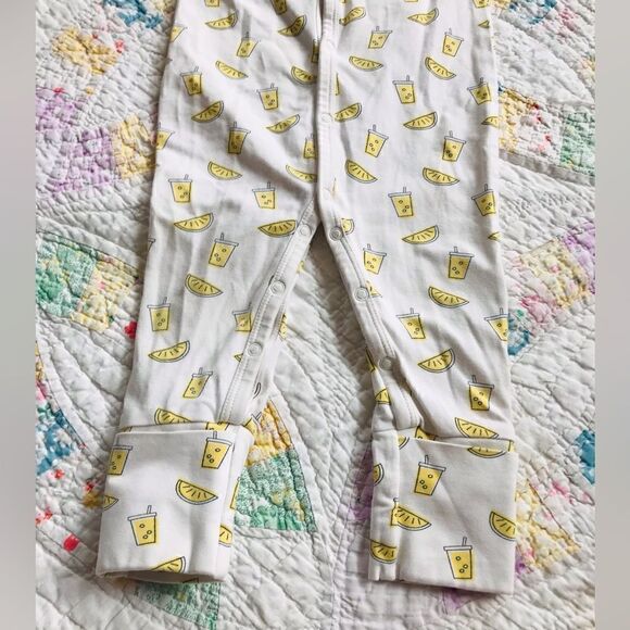 Monica & Andy | patterned food sleeper - Picture 3 of 6